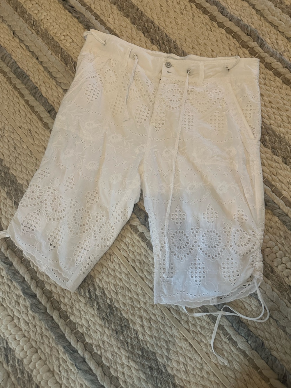 Sundance Women's White Eyelet Bermuda Shorts
